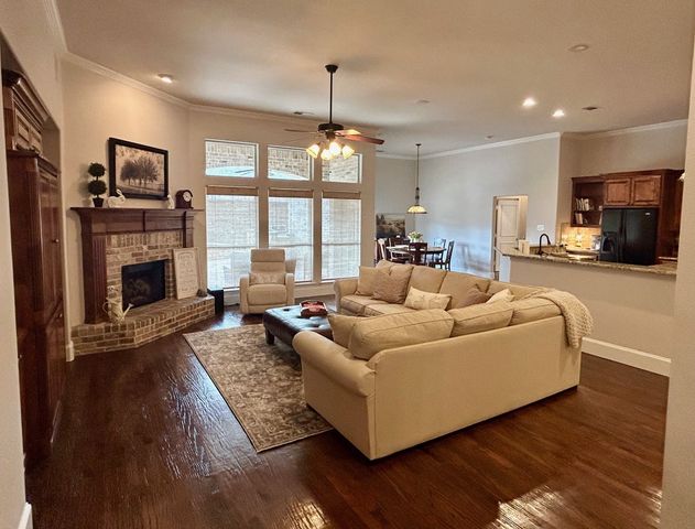 2201 Jefferson Trail, Denton, TX 76205