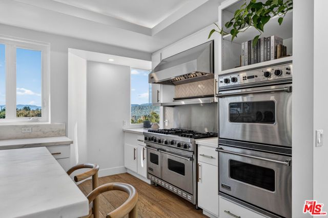3457 Primera Avenue, Los Angeles, CA 90068
