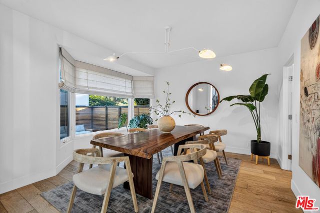 3457 Primera Avenue, Los Angeles, CA 90068