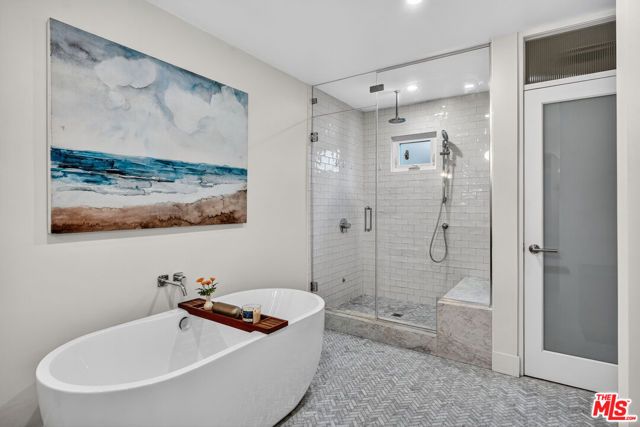 3457 Primera Avenue, Los Angeles, CA 90068