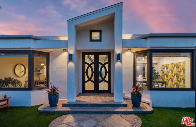 3457 Primera Avenue, Los Angeles, CA 90068