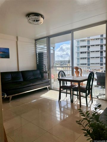 2522 Date Street 505, Honolulu, HI 96826