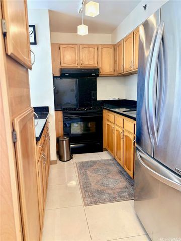 2522 Date Street 505, Honolulu, HI 96826