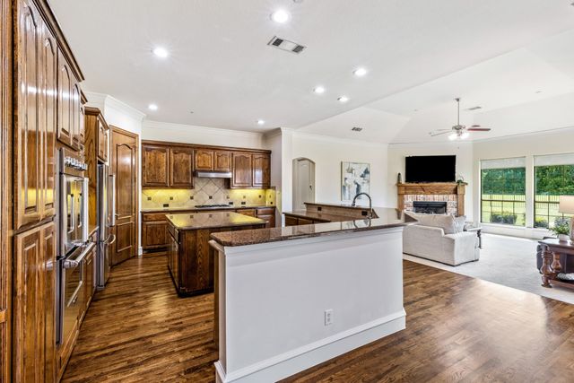 207 Dumont Court, Fairview, TX 75069