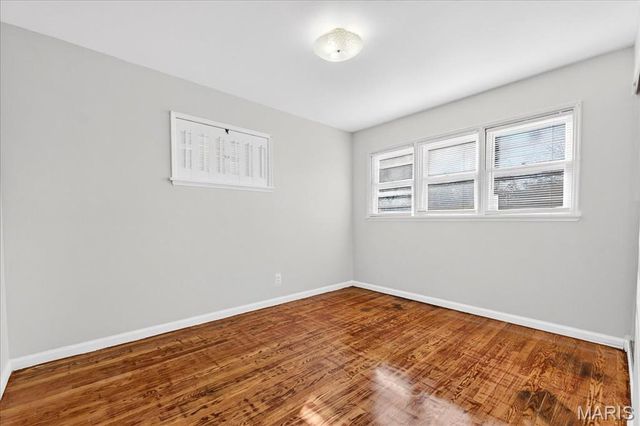 4469 Mohegan Drive, St Louis, MO 63123