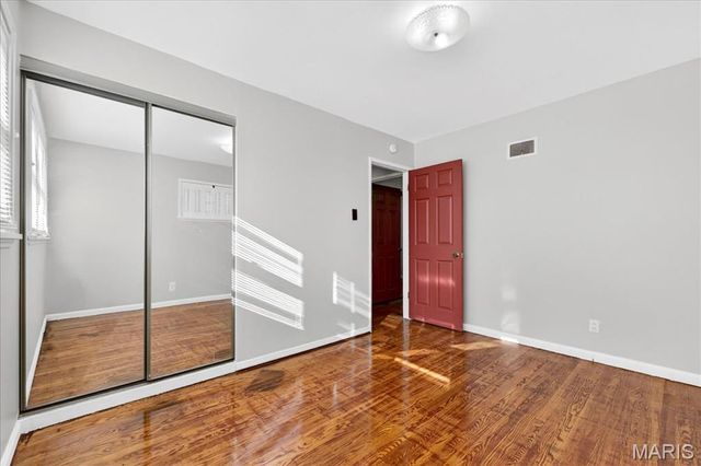 4469 Mohegan Drive, St Louis, MO 63123