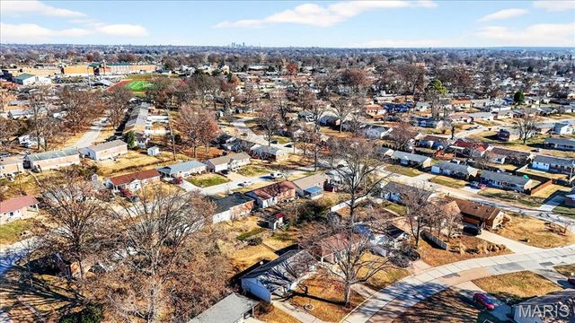 4469 Mohegan Drive, St Louis, MO 63123