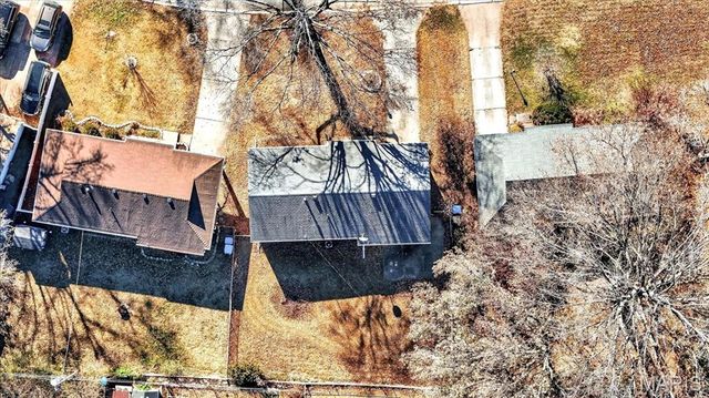 4469 Mohegan Drive, St Louis, MO 63123