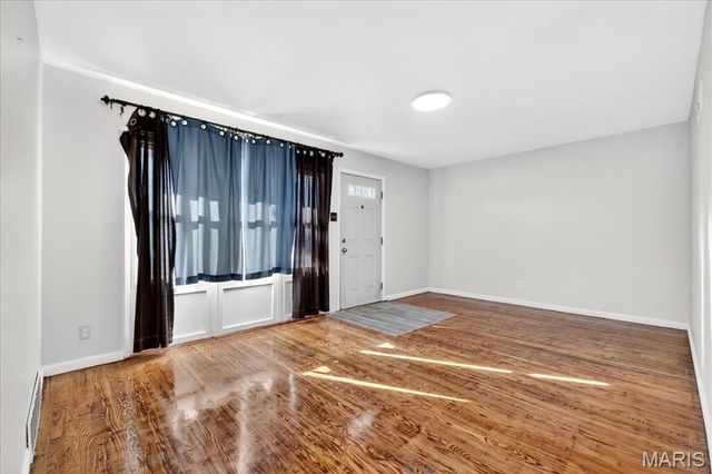 4469 Mohegan Drive, St Louis, MO 63123