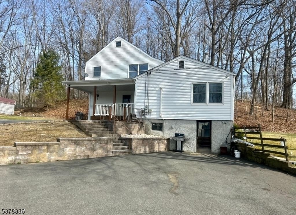 1017 County Road 521, Stillwater Twp., NJ 07860