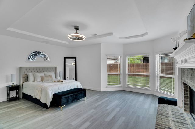 234 Rossville Drive, Midlothian, TX 76065