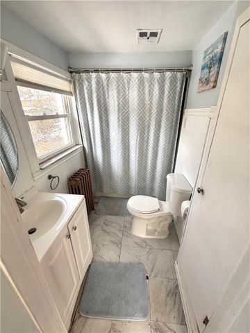 177 Sunrise Dr, Pleasant Hills, PA 15236