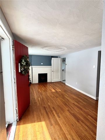 177 Sunrise Dr, Pleasant Hills, PA 15236