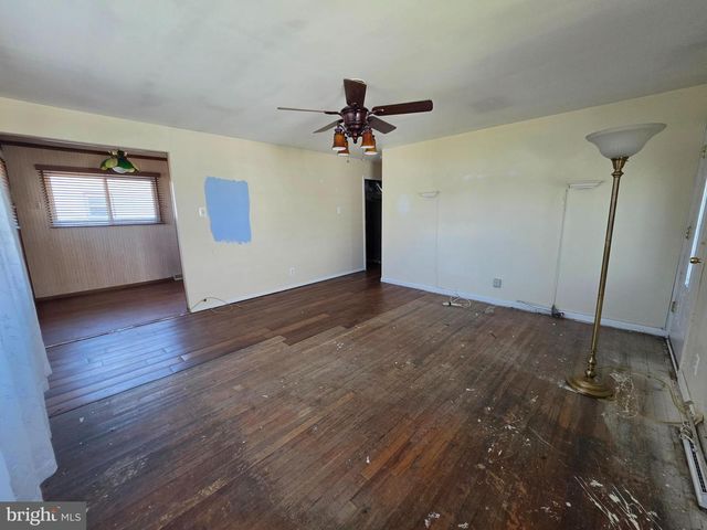 145 GANTT AVE, Woodbury Heights, NJ 08097