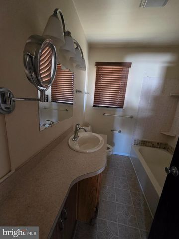 145 GANTT AVE, Woodbury Heights, NJ 08097