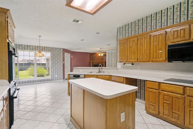 4801 Sunflower Drive, Mckinney, TX 75070