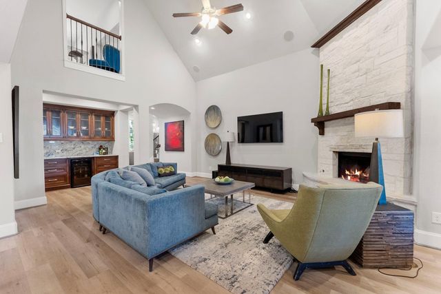 102 Madeline Lane, Montgomery, TX 77316