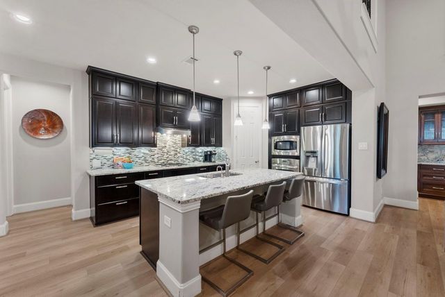 102 Madeline Lane, Montgomery, TX 77316