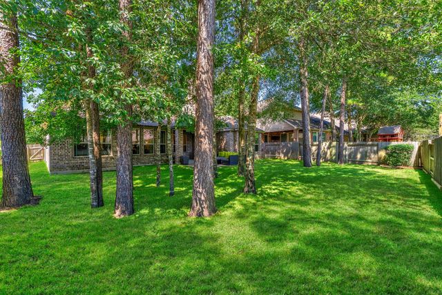 102 Madeline Lane, Montgomery, TX 77316