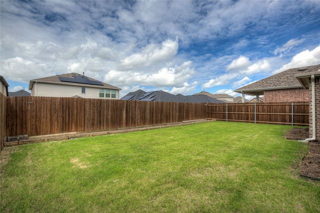 1817 Arbor Drive, Forney, TX 75126