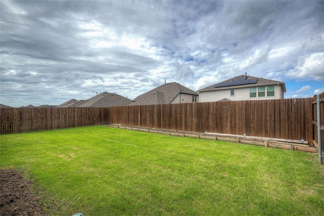 1817 Arbor Drive, Forney, TX 75126