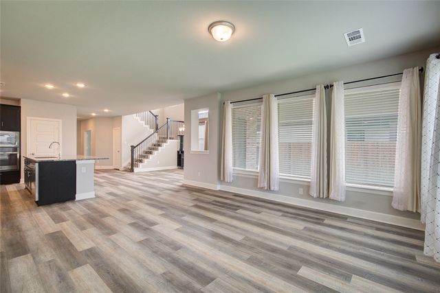 1817 Arbor Drive, Forney, TX 75126