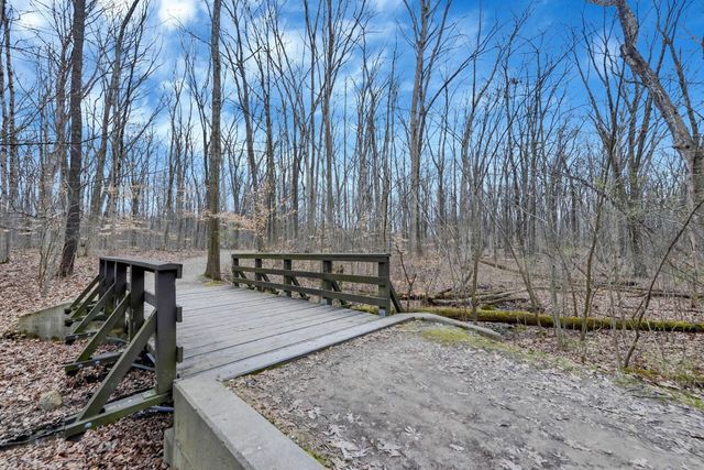 536 Calkin Lane E, 23, Columbus, OH 43230