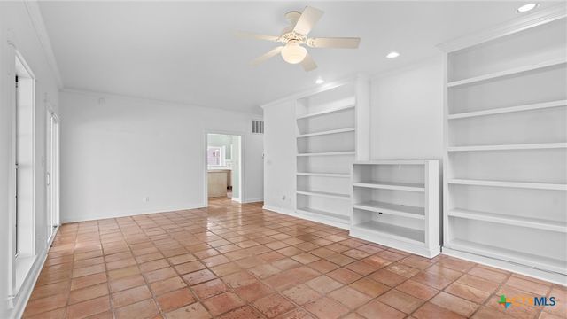 24930 Cedar Creek Drive, New Braunfels, TX 78132