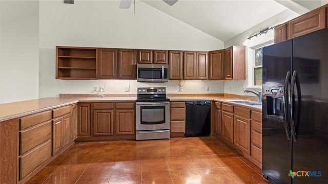 24930 Cedar Creek Drive, New Braunfels, TX 78132