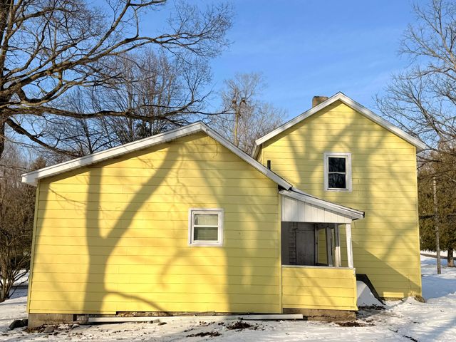 28 Marion Street, Hillsdale City, MI 49242