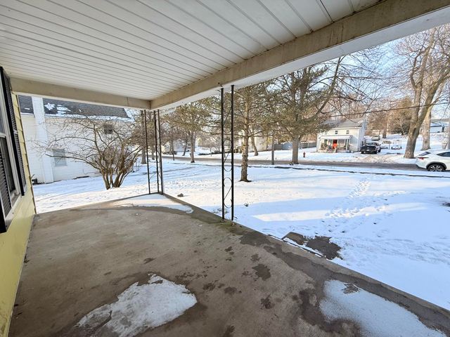 28 Marion Street, Hillsdale City, MI 49242