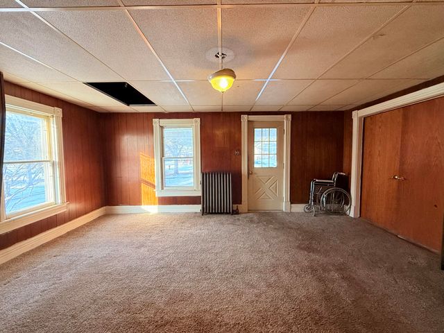 28 Marion Street, Hillsdale City, MI 49242