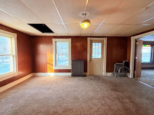 28 Marion Street, Hillsdale City, MI 49242