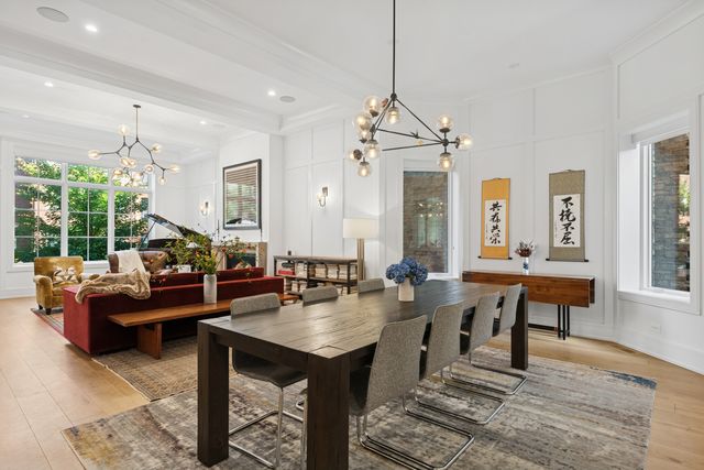 1443 W Summerdale Avenue, Chicago, IL 60640