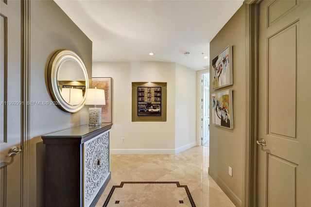 516 Hendricks Isle 2C, Fort Lauderdale, FL 33301