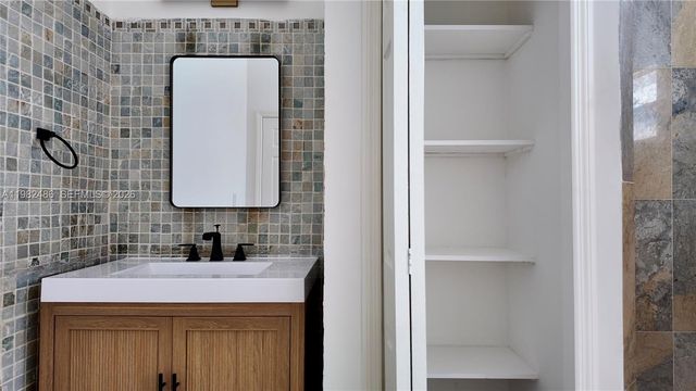 1721 Fletcher St, Hollywood, FL 33020