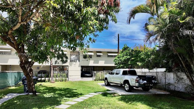 1721 Fletcher St, Hollywood, FL 33020
