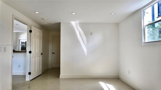 1721 Fletcher St, Hollywood, FL 33020