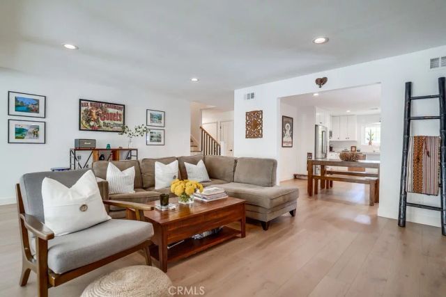 20619 Martha, Woodland Hills, CA 91367