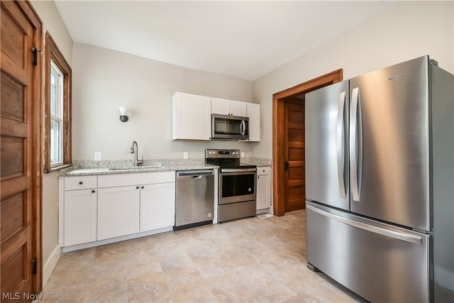 1477 Northland Avenue, Lakewood, OH 44107