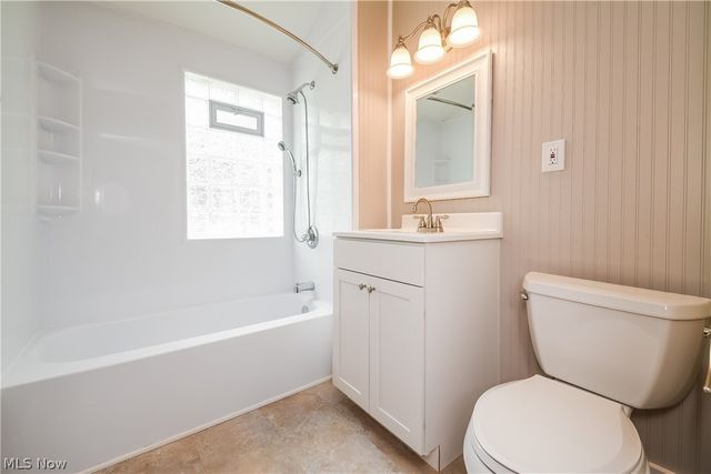1477 Northland Avenue, Lakewood, OH 44107
