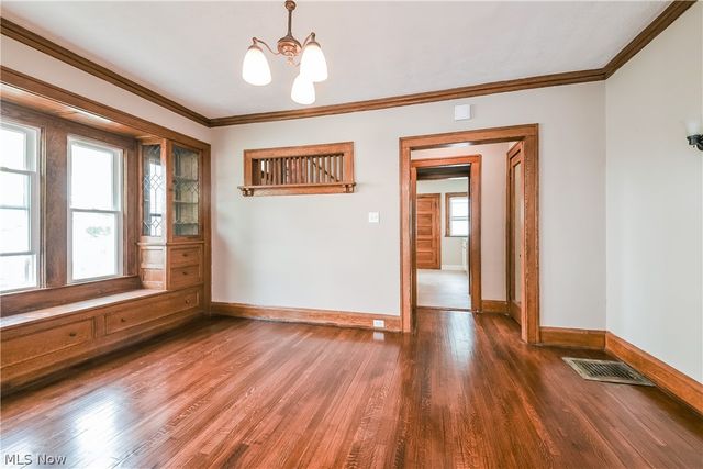 1477 Northland Avenue, Lakewood, OH 44107