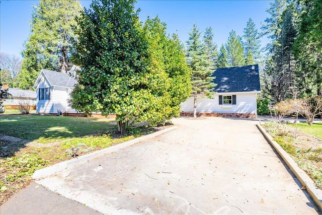 5891 Church St, Foresthill, CA 95631