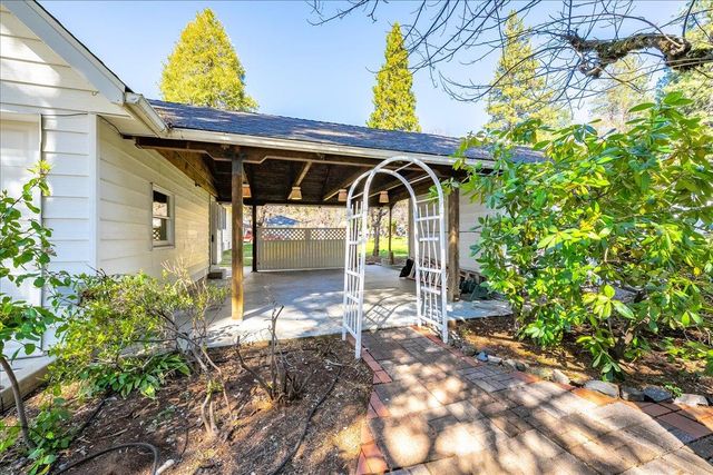 5891 Church St, Foresthill, CA 95631