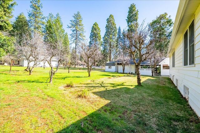 5891 Church St, Foresthill, CA 95631