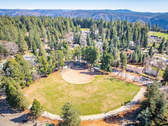 5891 Church St, Foresthill, CA 95631