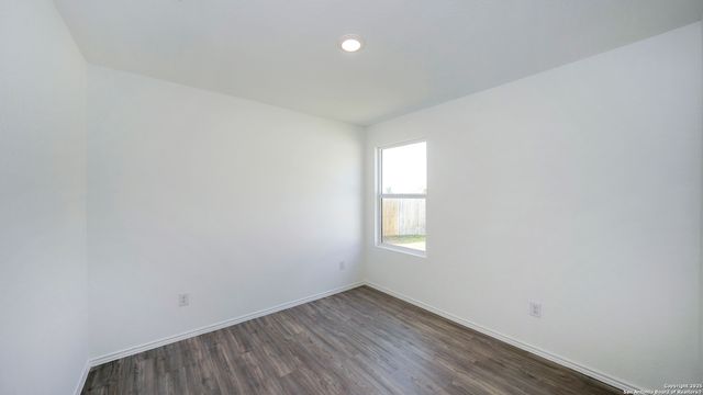 5926 Seaside, Converse, TX 78109