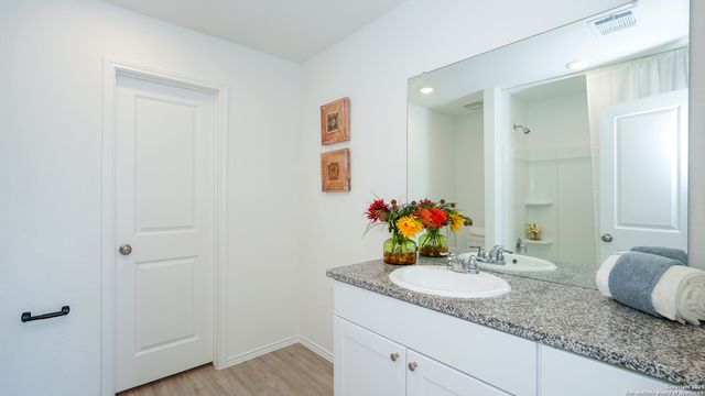 5926 Seaside, Converse, TX 78109