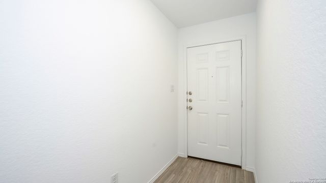 5926 Seaside, Converse, TX 78109