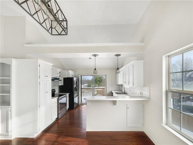 603 Old Paint Road, Raymore, MO 64083